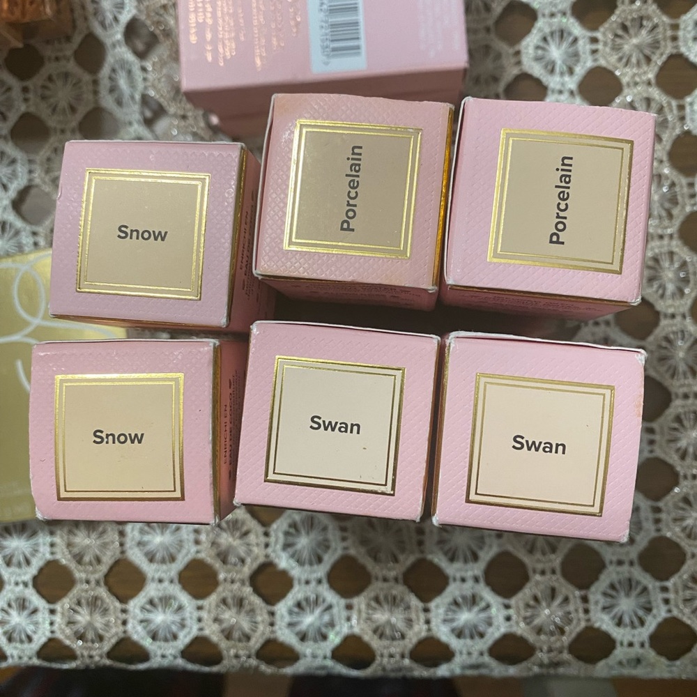 Too faced foundation